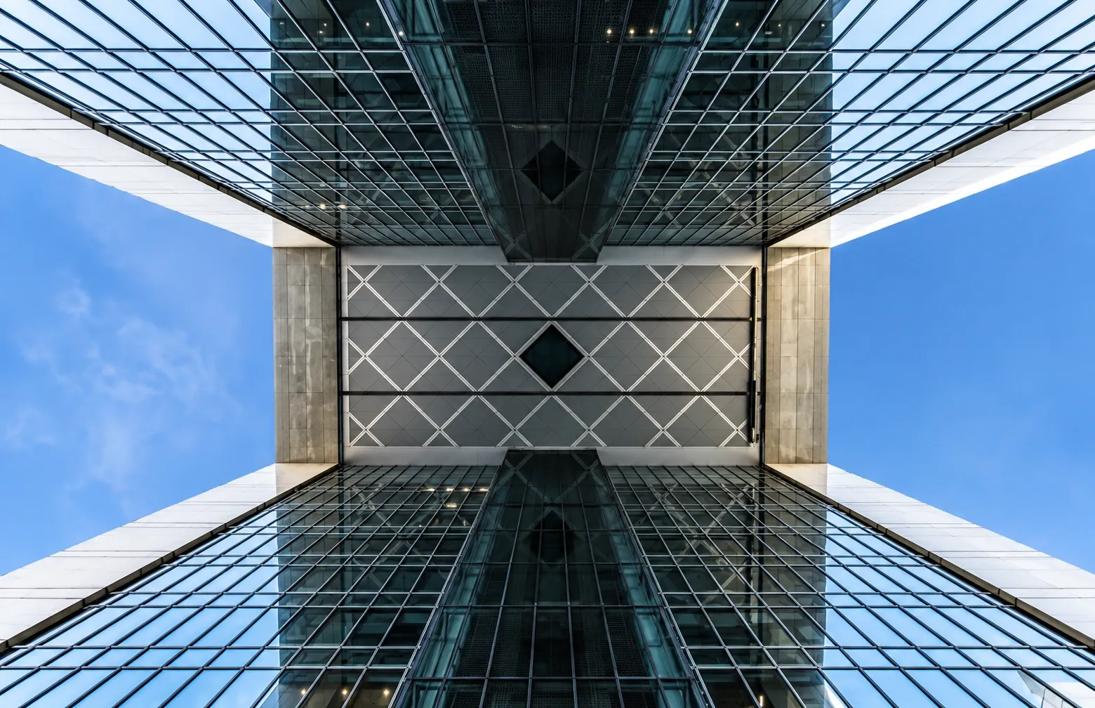 Dubai's DIFC Picks 10 Space and AI Scale-Ups for Geospatial Pilots