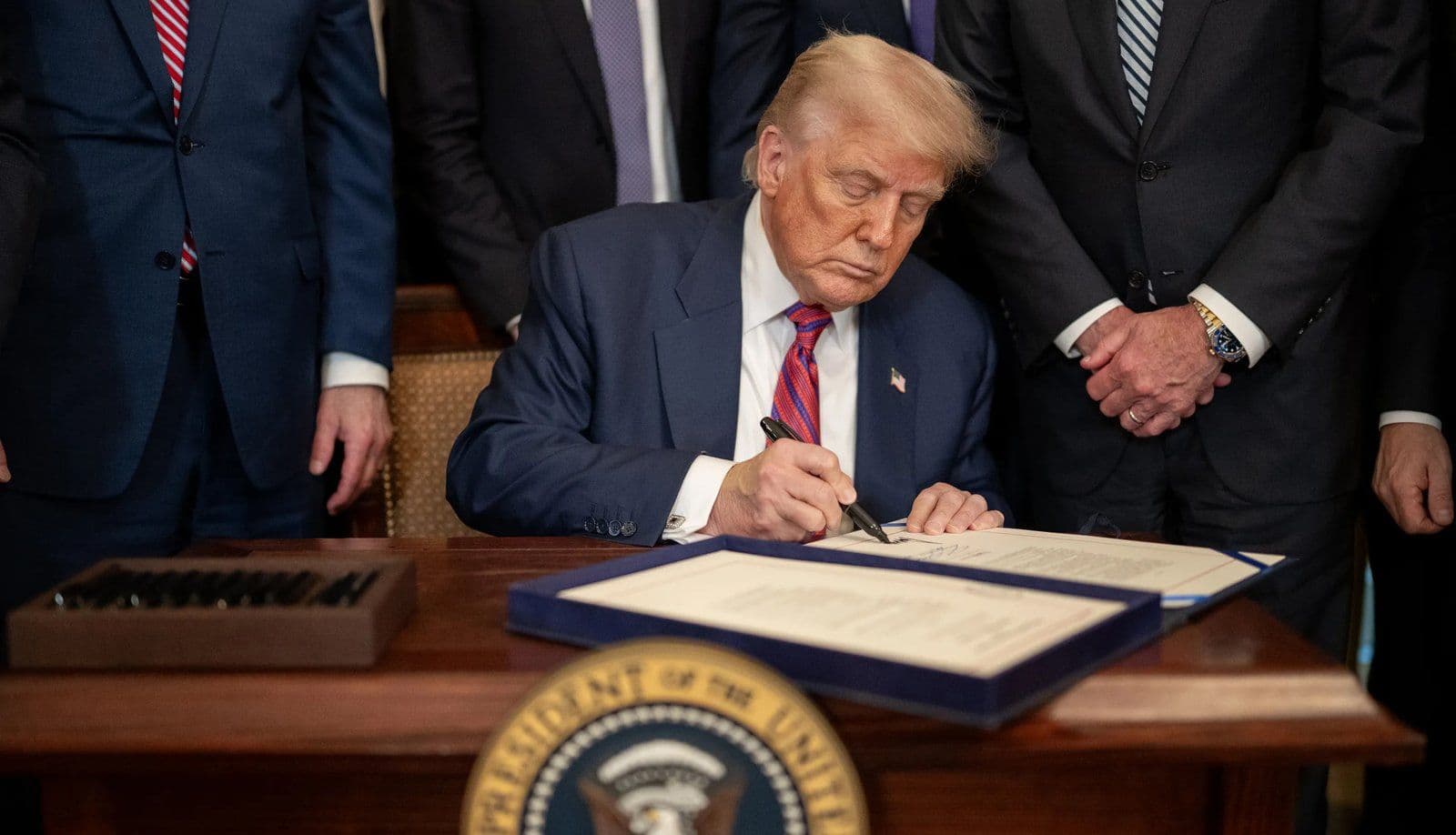 U.S. Banking Regulator Finalizes Rules for Stablecoins Under GENIUS Act