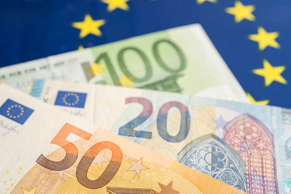 Euro Stablecoins Roar Back to Life Under MiCA: DECTA Report