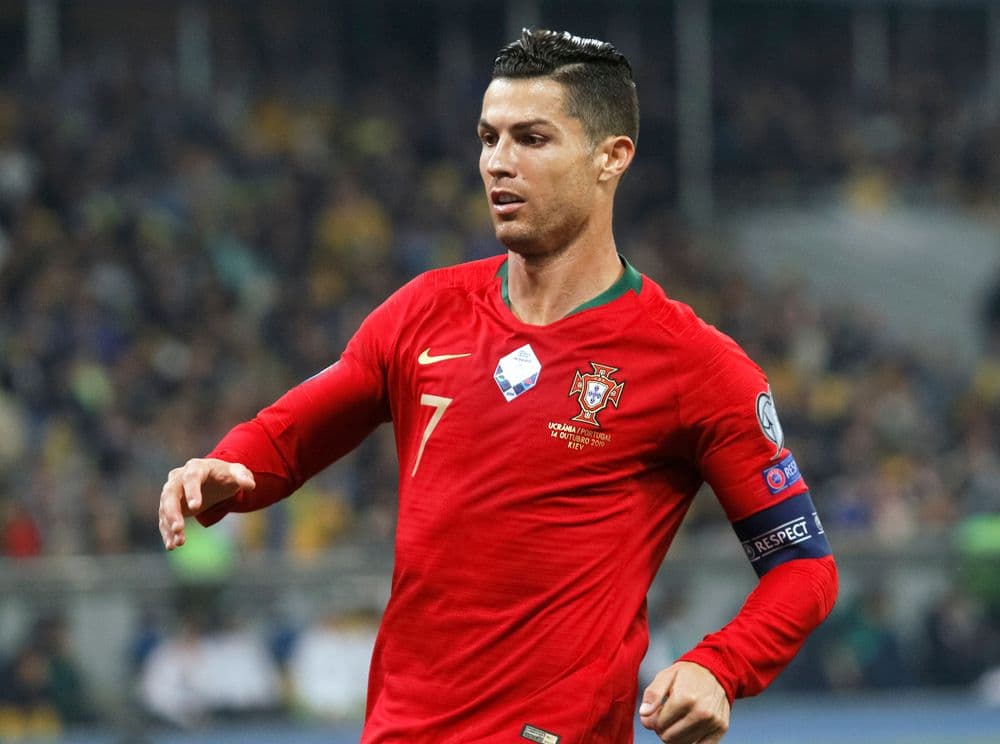 Cristiano Ronaldo Fuels Speculation of Solana-Based Memecoin Launch