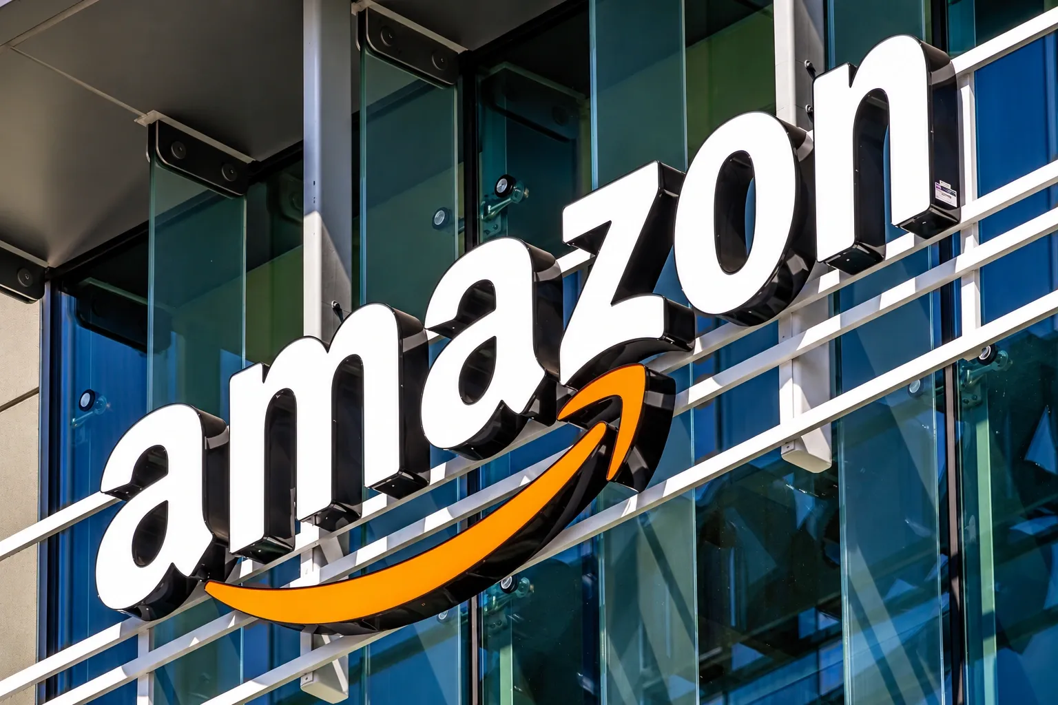 Amazon Reportedly Eyes AI Startup Decart in Potential $7 Billion Deal