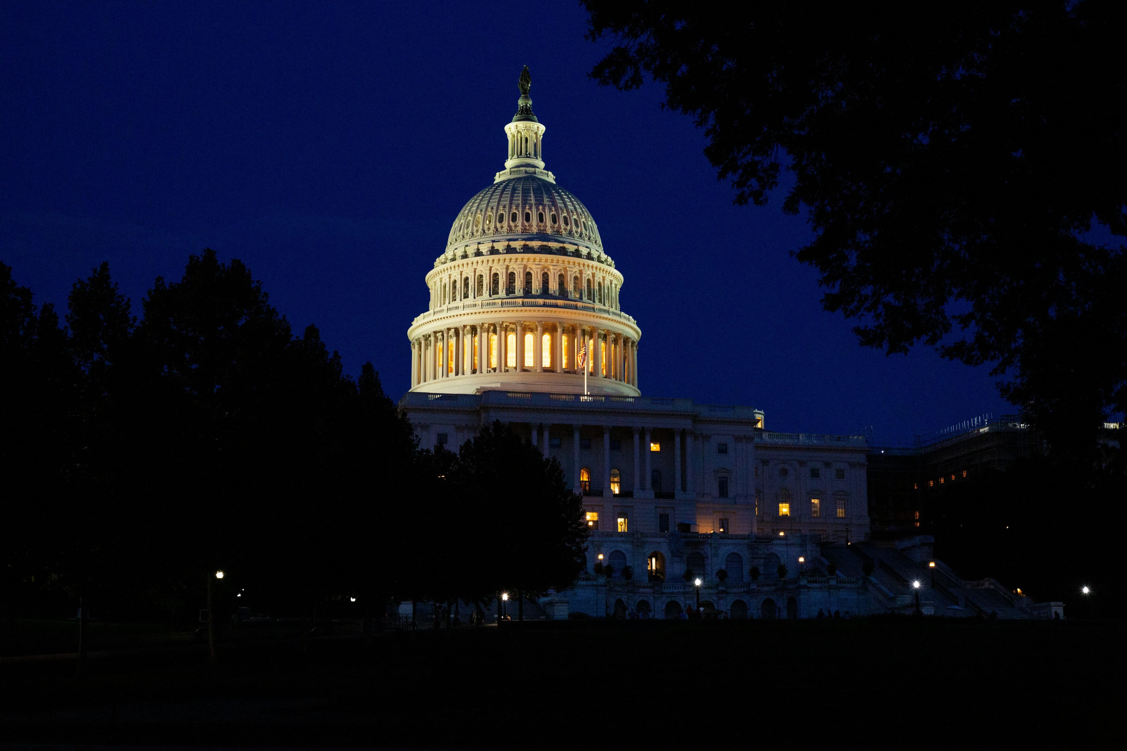 US Senator Lummis Proposes Bill to Let Crypto Qualify for Home Loans